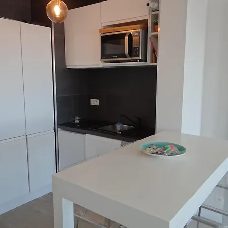 In With Sea View, Cleaning Included *