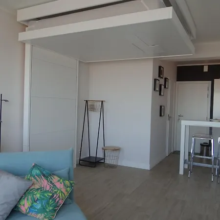 In With Sea View, Cleaning Included *
